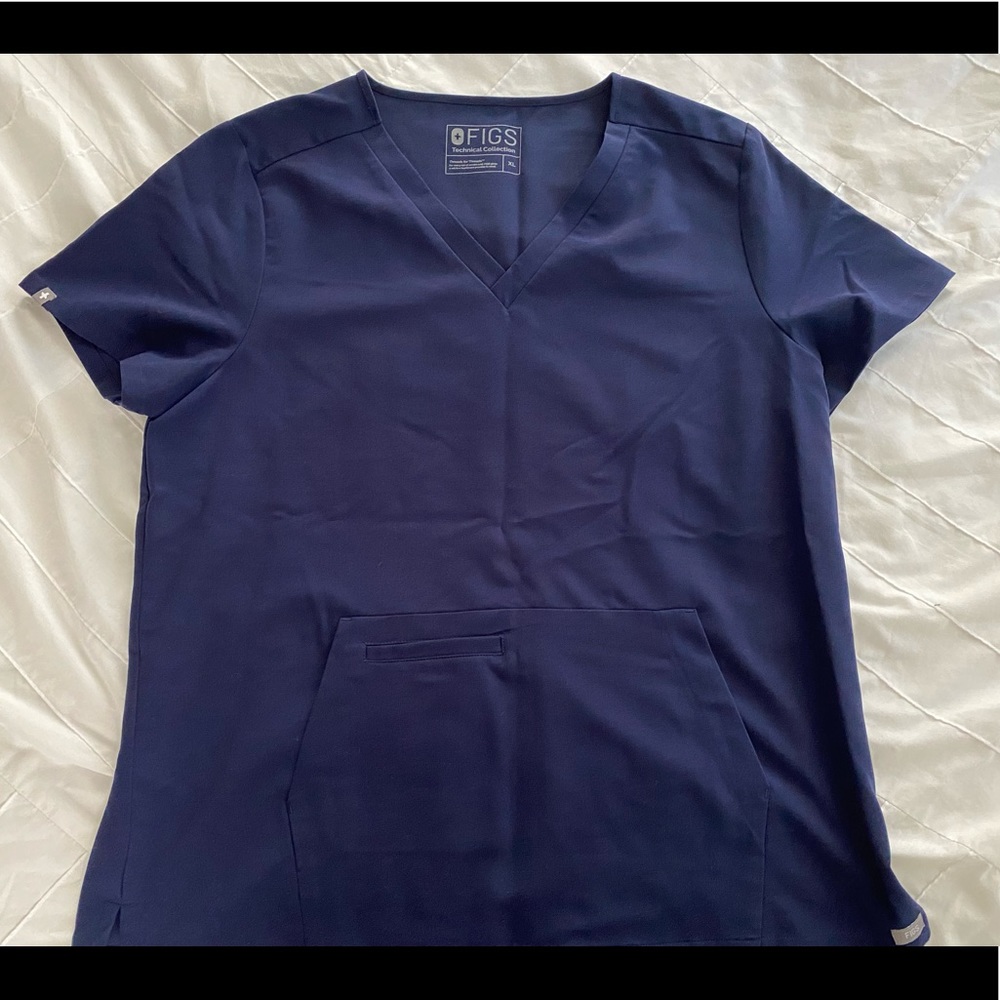 Limited Edition Figs Scrub Top XL